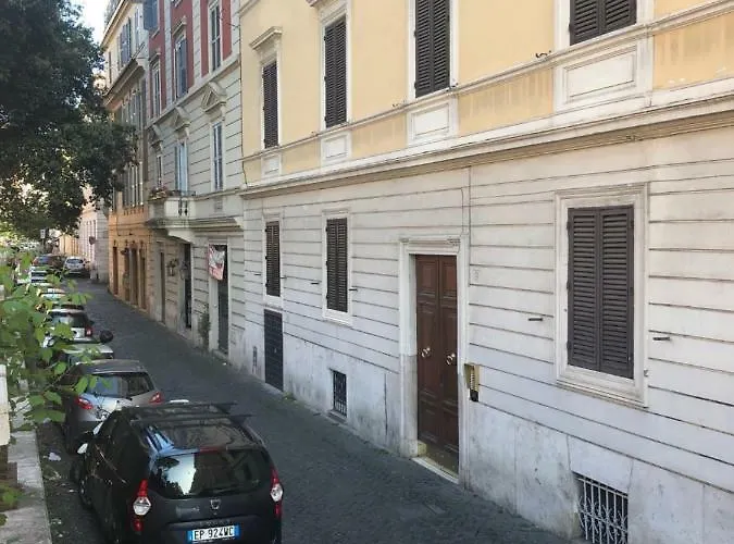 Konukevi Art Atelier Vaticano Roma